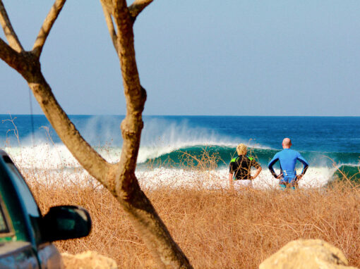 Guiones-Beach9-1020W